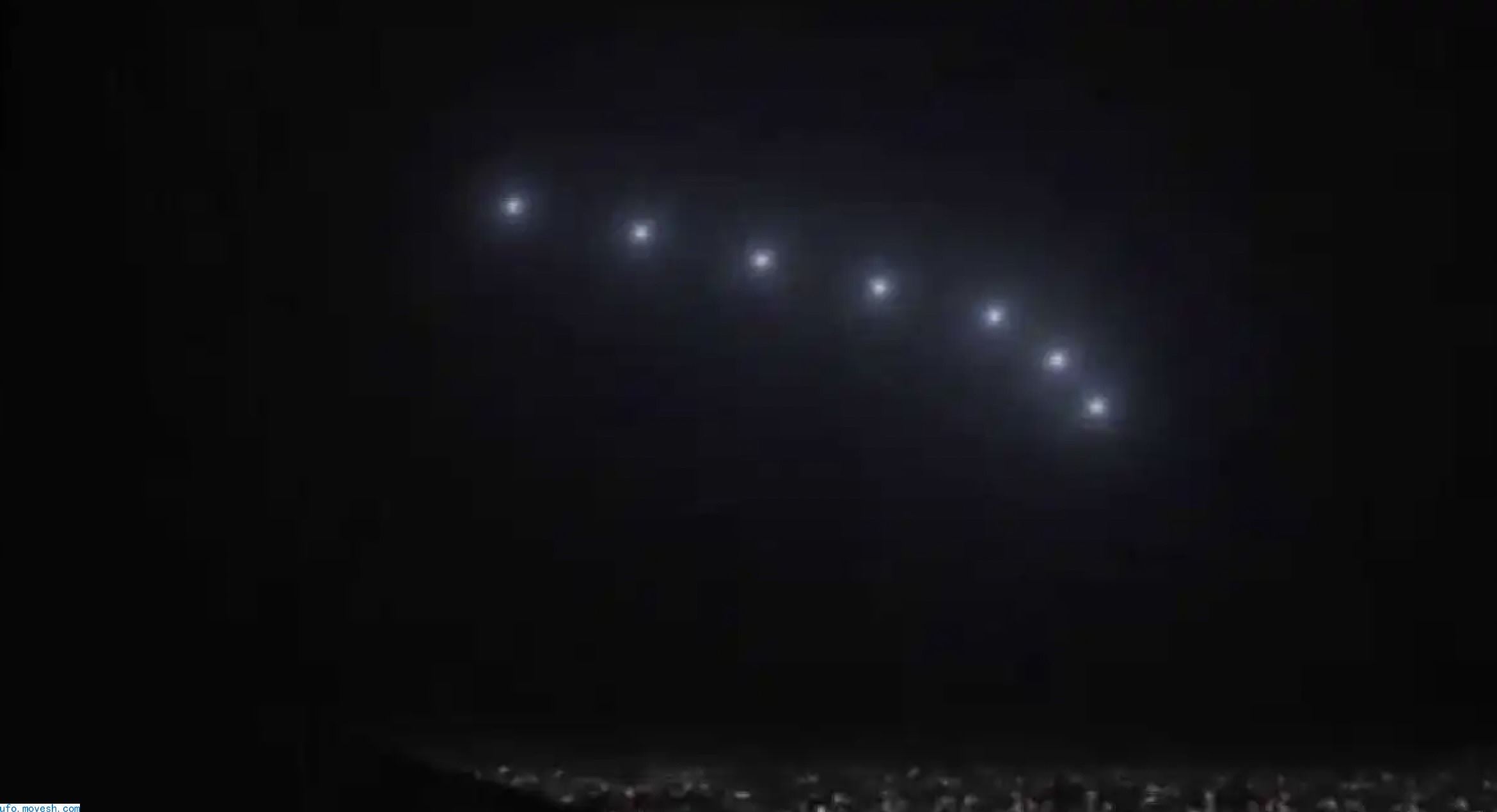 凤凰城UFO事件未解之谜：数千人目睹的&quot;V字巨光&quot;，军方隐瞒了什么？