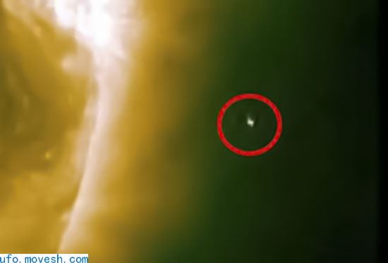 太阳周围出现的“黑三角”到底在干什么？这里有你想看的五大假设！
