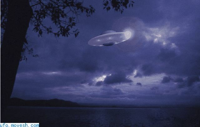 世界未解之谜：神父声称看到UFO，打招呼还收到了对方的回应？