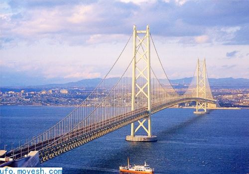 ​桥是怎么建在深海里的？