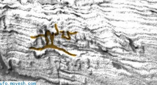 火星好奇号探测车最新发现涂鸦线条，系火星人存在的证据